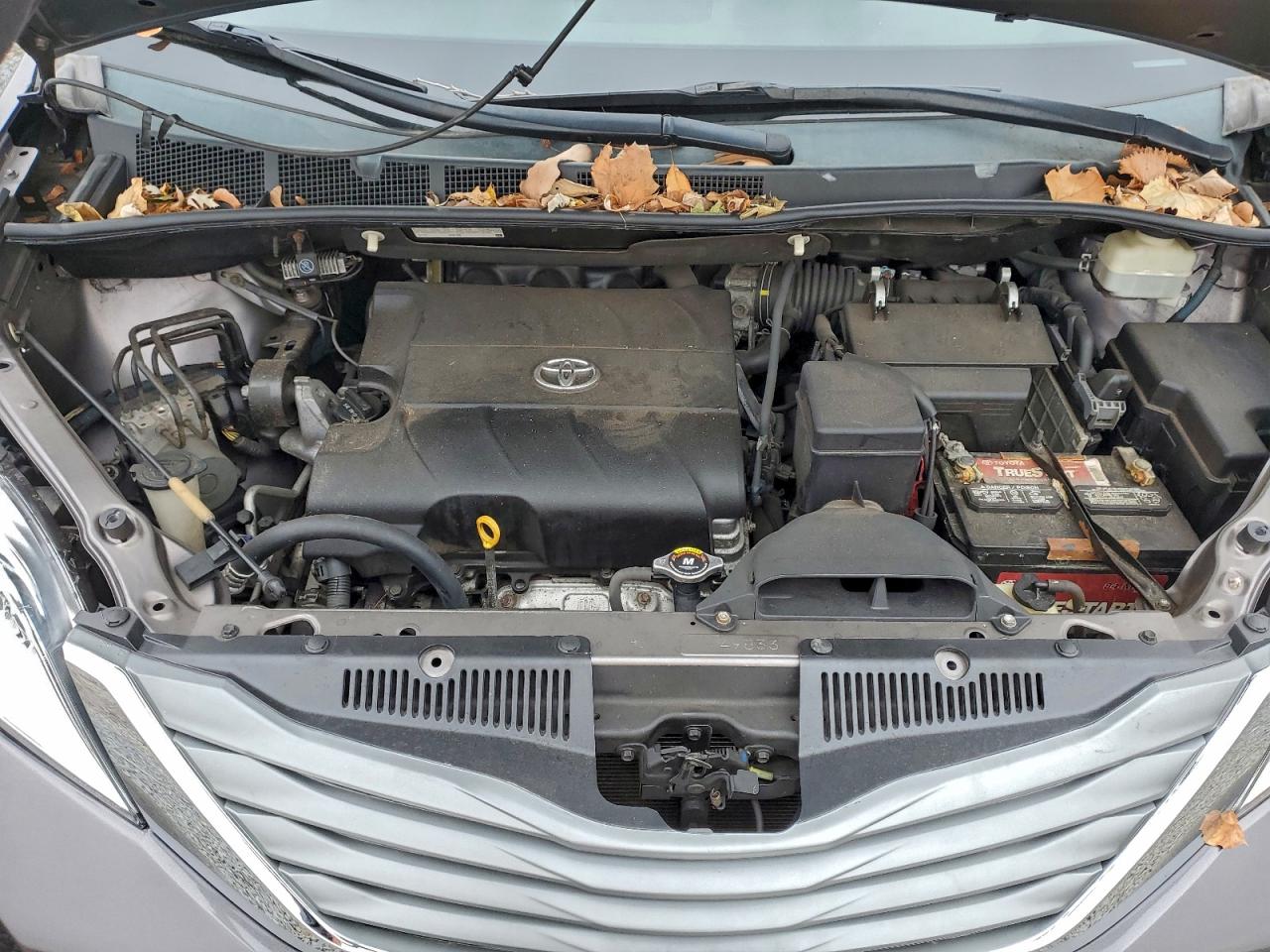 2011 Toyota Sienna Xle VIN: 5TDYK3DC9BS018791 Lot: 93913505