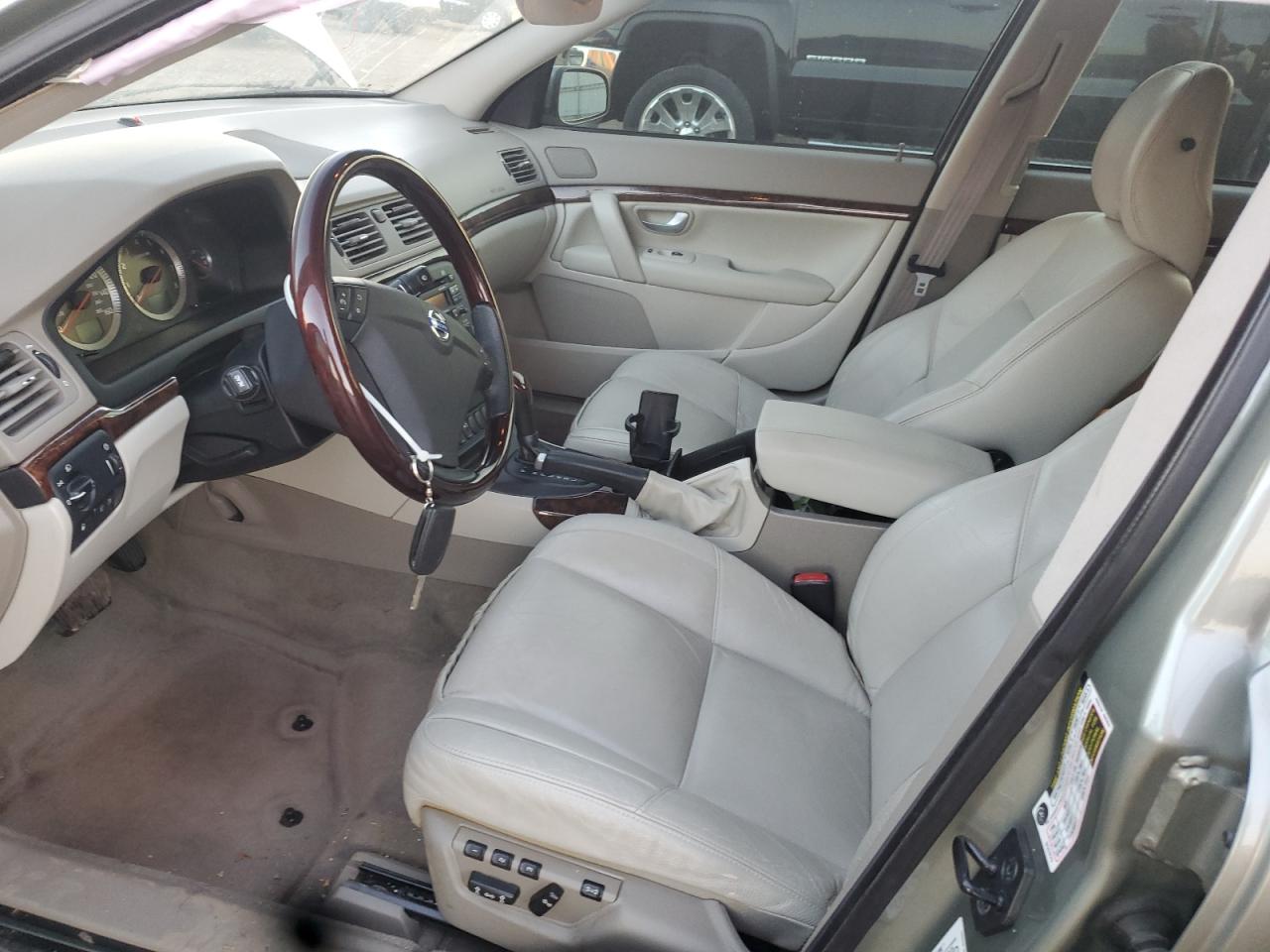 2006 Volvo S80 2.5T VIN: YV1TS592561446358 Lot: 92938255