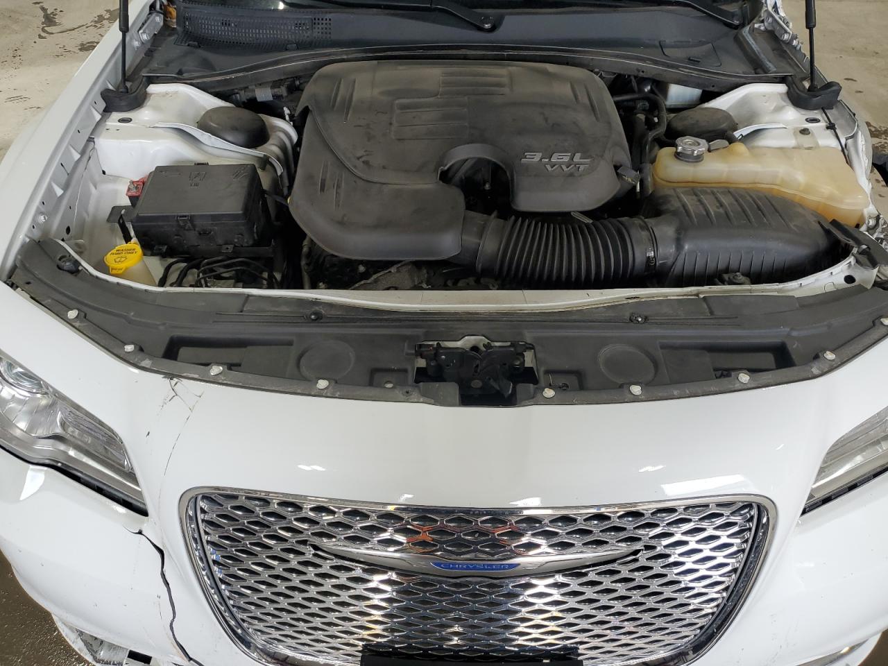 2018 Chrysler 300 Limited VIN: 2C3CCAKG9JH268728 Lot: 91855605