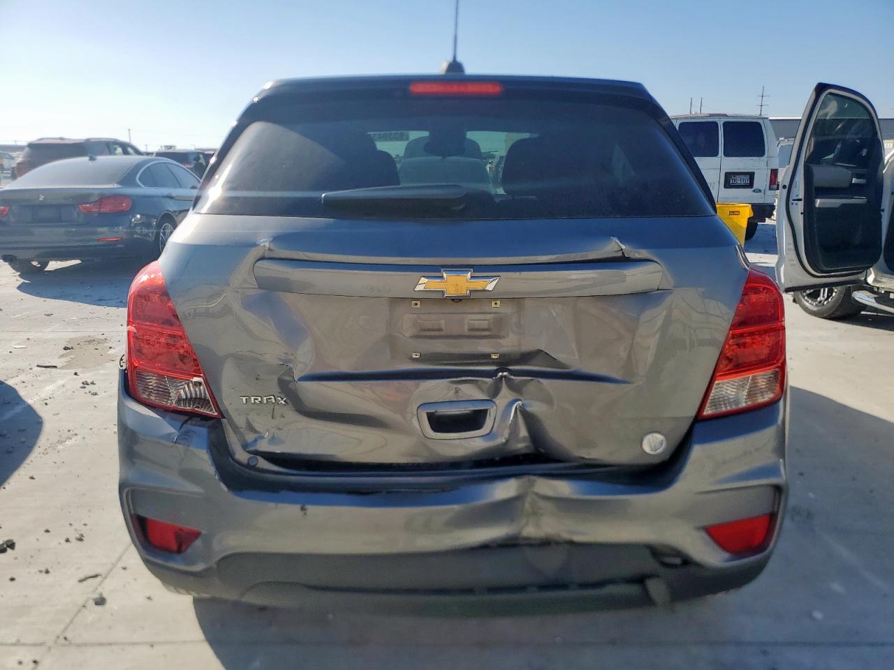 2020 Chevrolet Trax Ls VIN: 3GNCJKSBXLL169901 Lot: 93394505