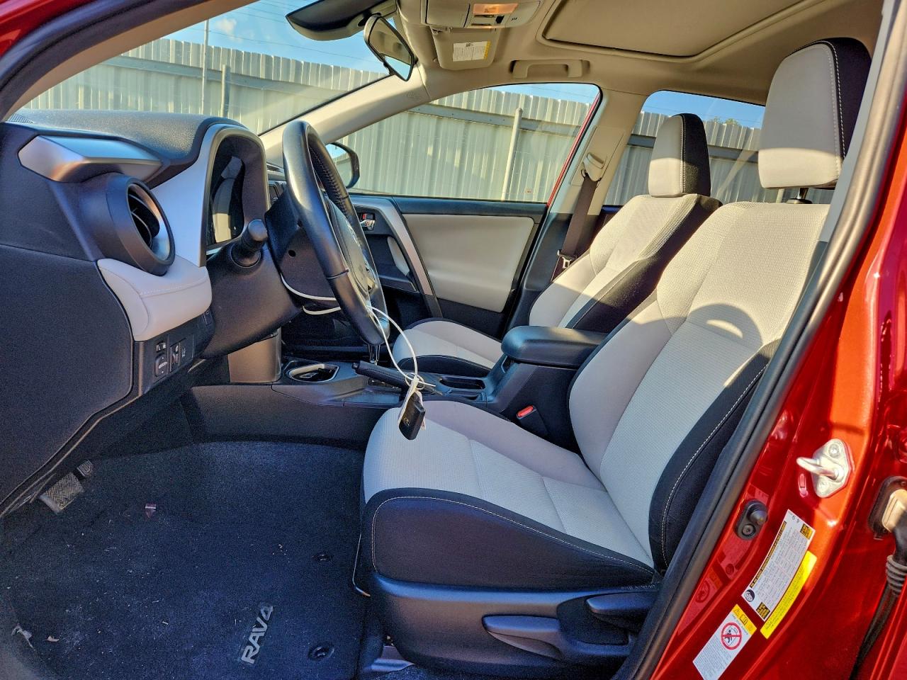 2017 Toyota Rav4 Xle VIN: JTMWFREV1HJ147287 Lot: 93789065