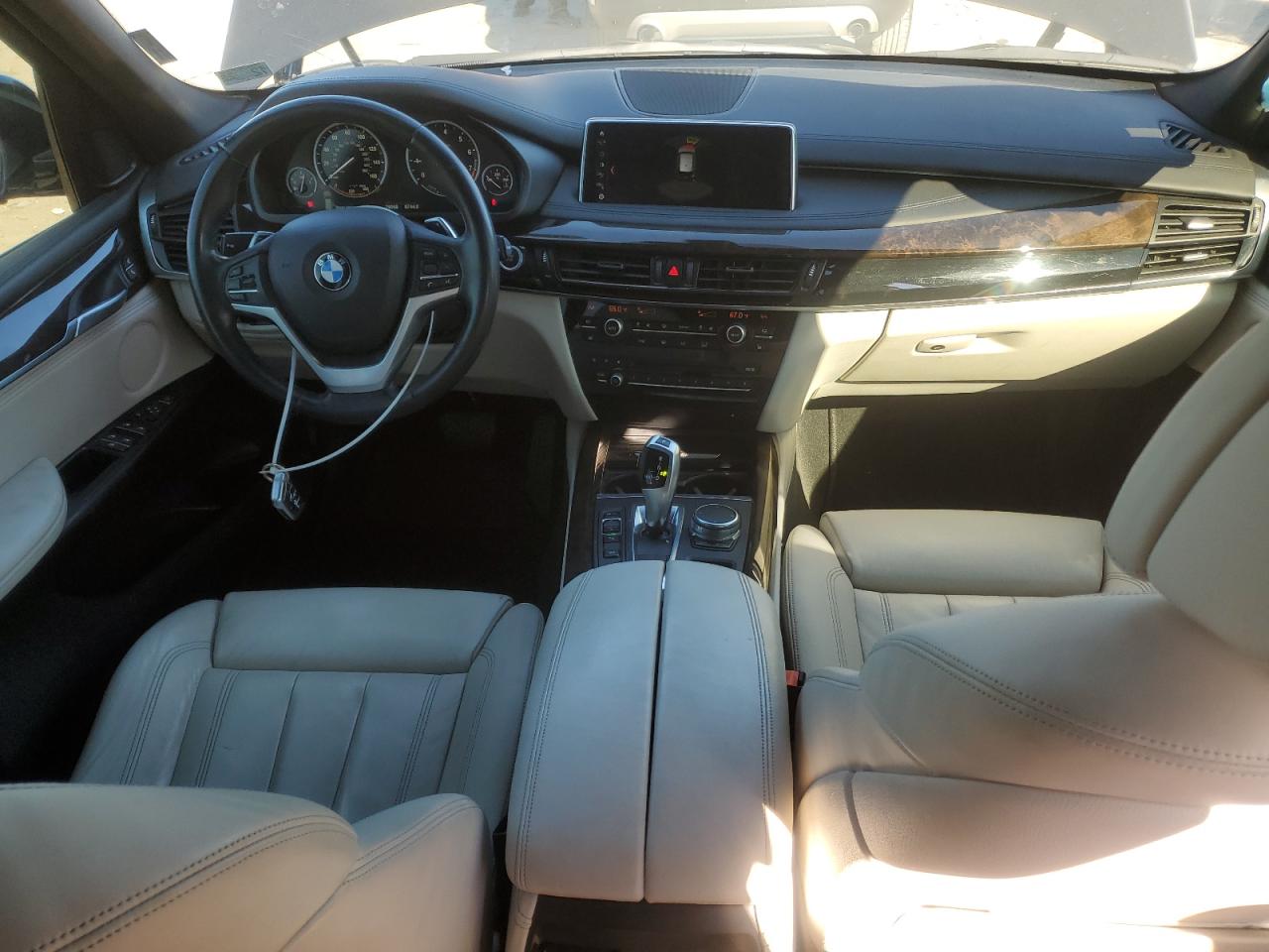 2018 BMW X5 Xdr40E VIN: 5UXKT0C56J0V98957 Lot: 92932345