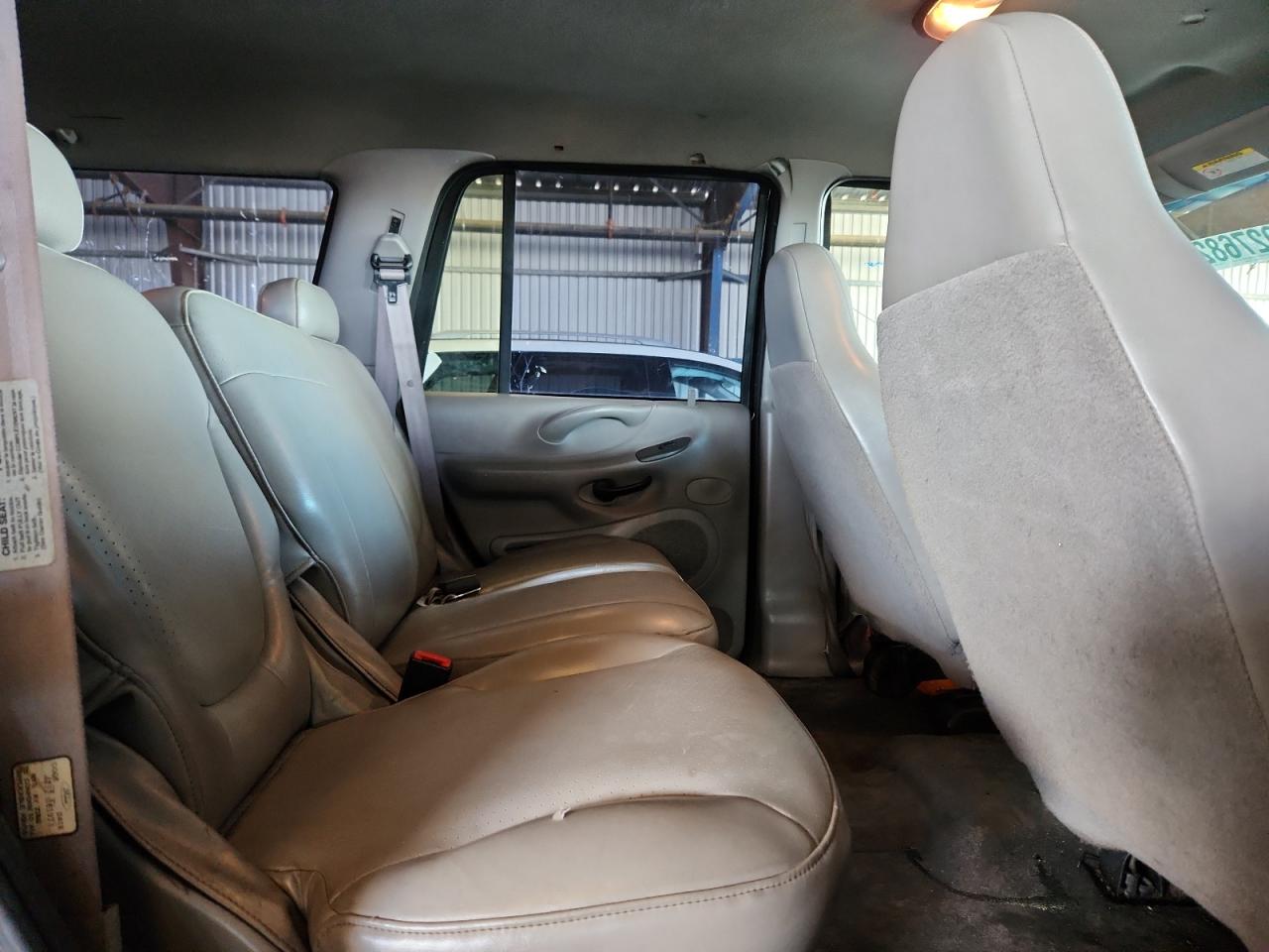 1997 Ford Expedition VIN: 1FMFU18L8VLB31603 Lot: 92768225