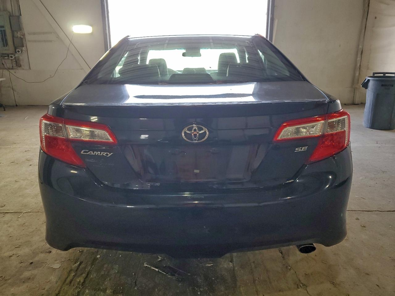 2014 Toyota Camry L VIN: 4T1BF1FK0EU364503 Lot: 94492205