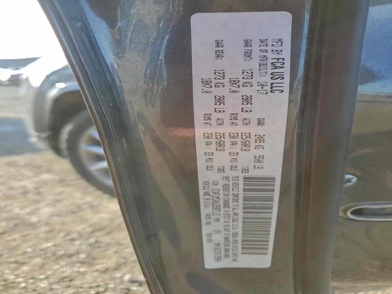 2018 Jeep Cherokee Latitude VIN: 1C4PJMCX0JD587113 Lot: 93853775