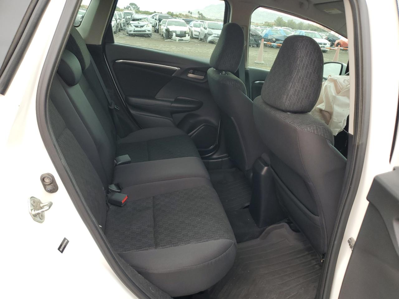 2015 Honda Fit Lx VIN: 3HGGK5H55FM709486 Lot: 93241945