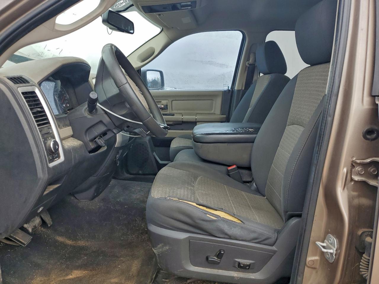 2009 Dodge Ram 1500 VIN: 1D3HB18T19S755944 Lot: 93933275