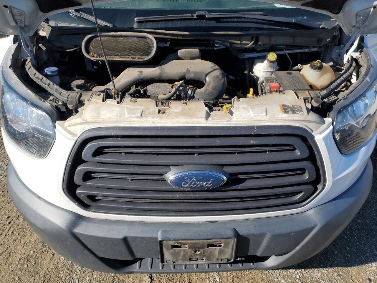 2018 Ford Transit T-250 VIN: 1FTYR1YM8JKA81261 Lot: 92952985