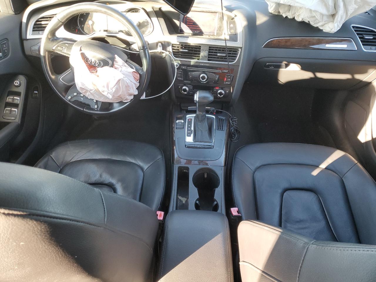 2015 Audi A4 Premium VIN: WAUBFAFL4FN008996 Lot: 92830645