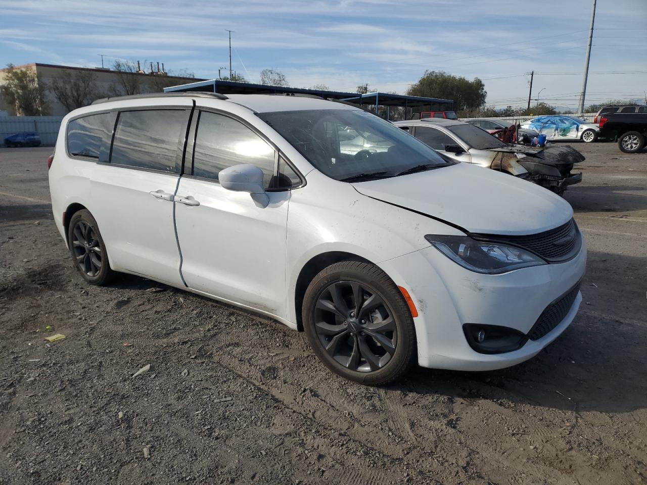 2018 Chrysler Pacifica Touring L VIN: 2C4RC1BG6JR226856 Lot: 92536145