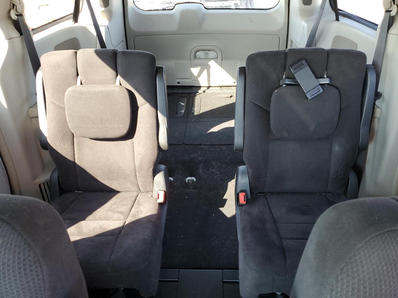 2011 Dodge Grand Caravan Crew VIN: 2D4RN5DGXBR660944 Lot: 93380445