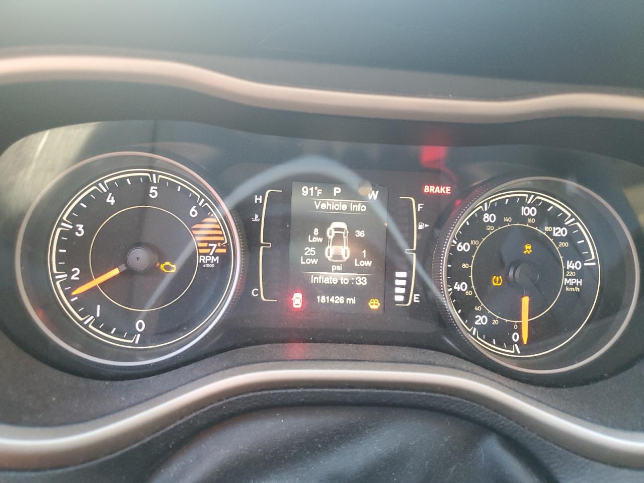 2018 Jeep Cherokee Latitude VIN: 1C4PJLCB7JD596616 Lot: 91469695