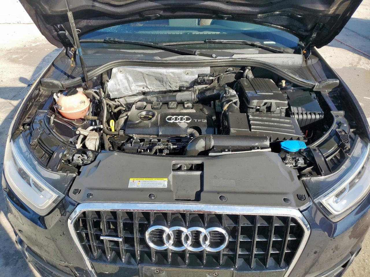 2015 Audi Q3 Premium Plus VIN: WA1EFCFS9FR004285 Lot: 92302005