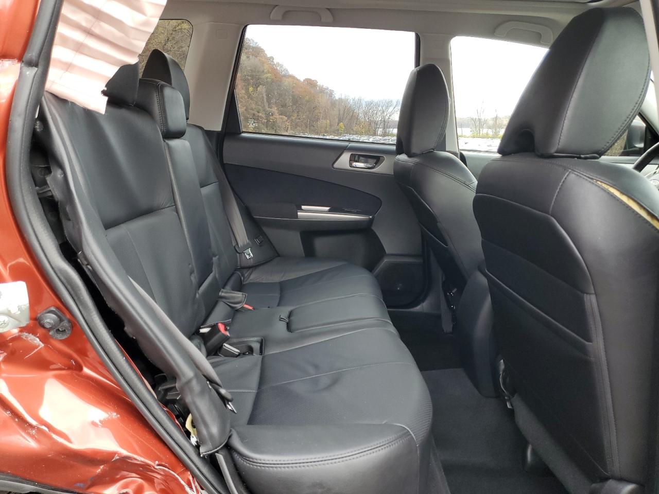 2011 Subaru Forester Touring VIN: JF2SHAGC2BH724236 Lot: 92579365