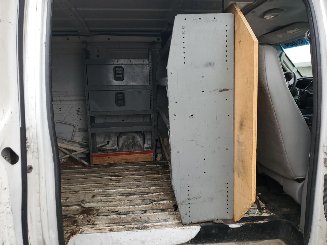 2008 Ford E250 Delivery Van VIN: 1FTNE24W98DB27318 Lot: 93335295