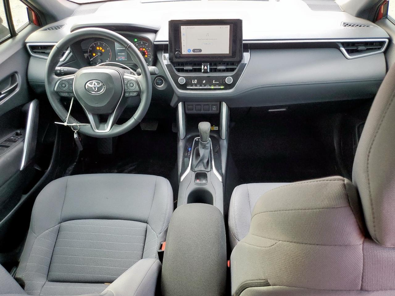 2023 Toyota Corolla Cross Le VIN: 7MUFBABG8PV011670 Lot: 93604095