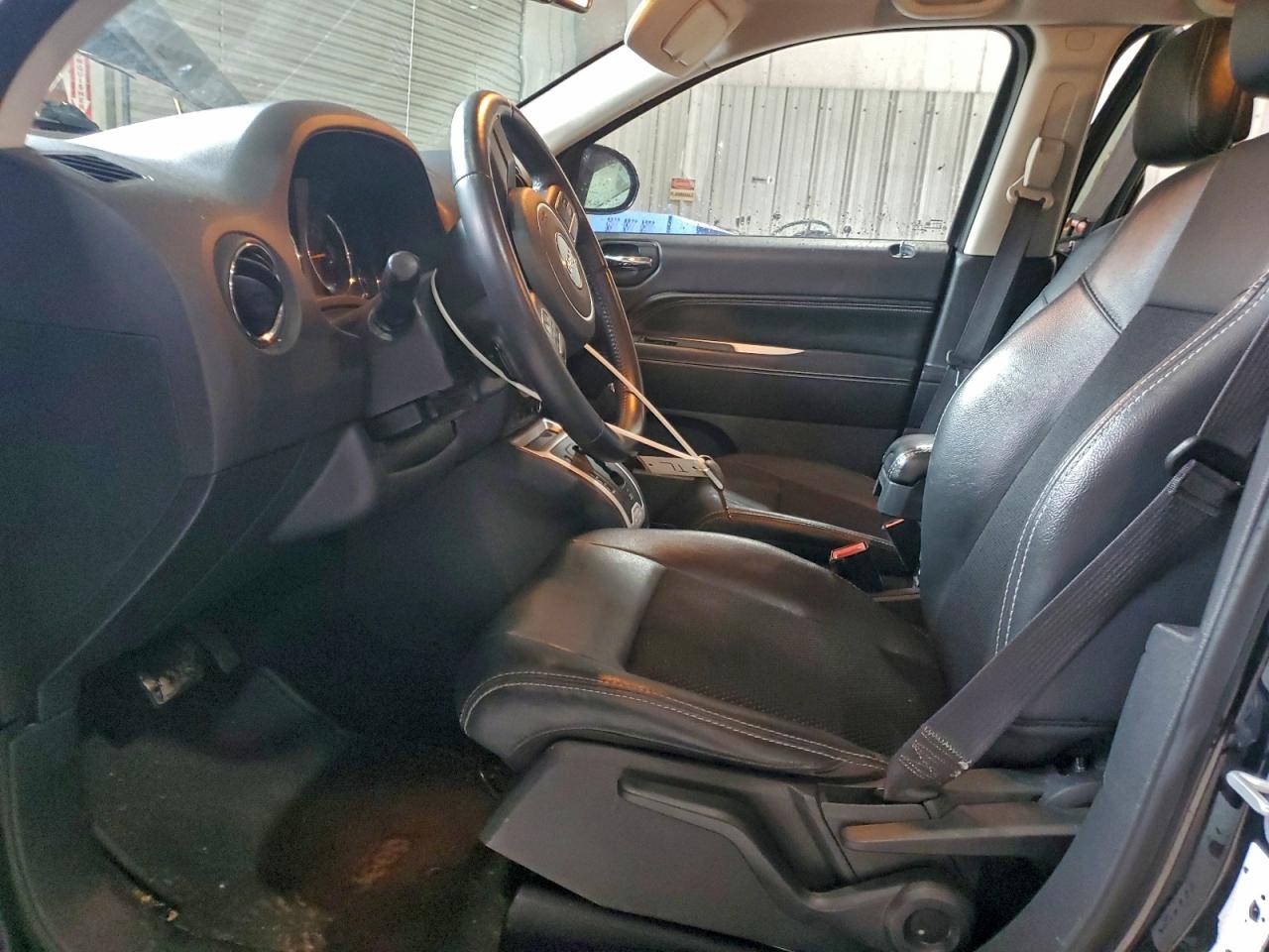 2014 Jeep Compass Latitude VIN: 1C4NJCEB8ED849484 Lot: 93601135