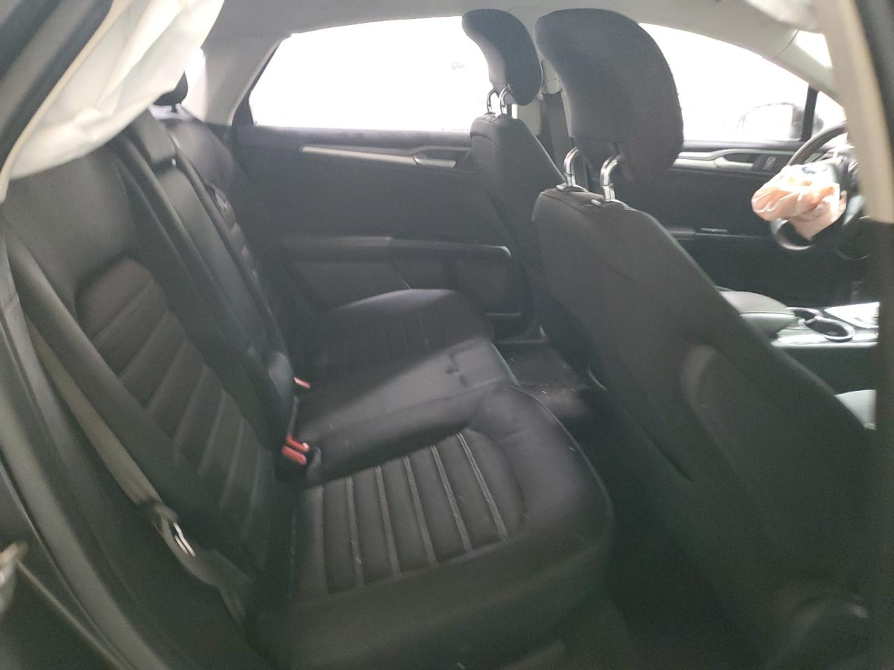 2014 Ford Fusion Se VIN: 1FA6P0H70E5404777 Lot: 92221945