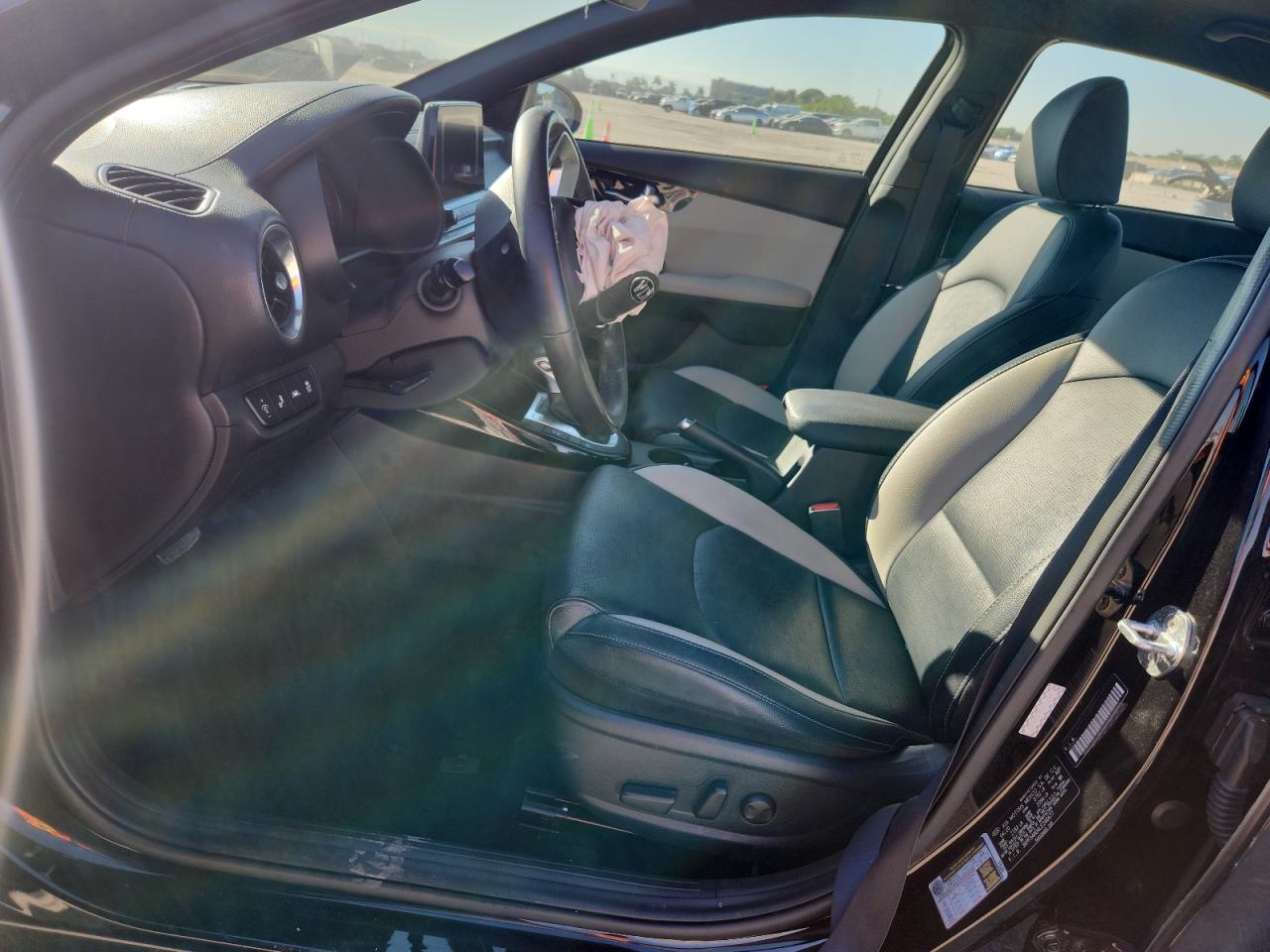 2020 Kia Forte Ex VIN: 3KPF54AD4LE246677 Lot: 93423605