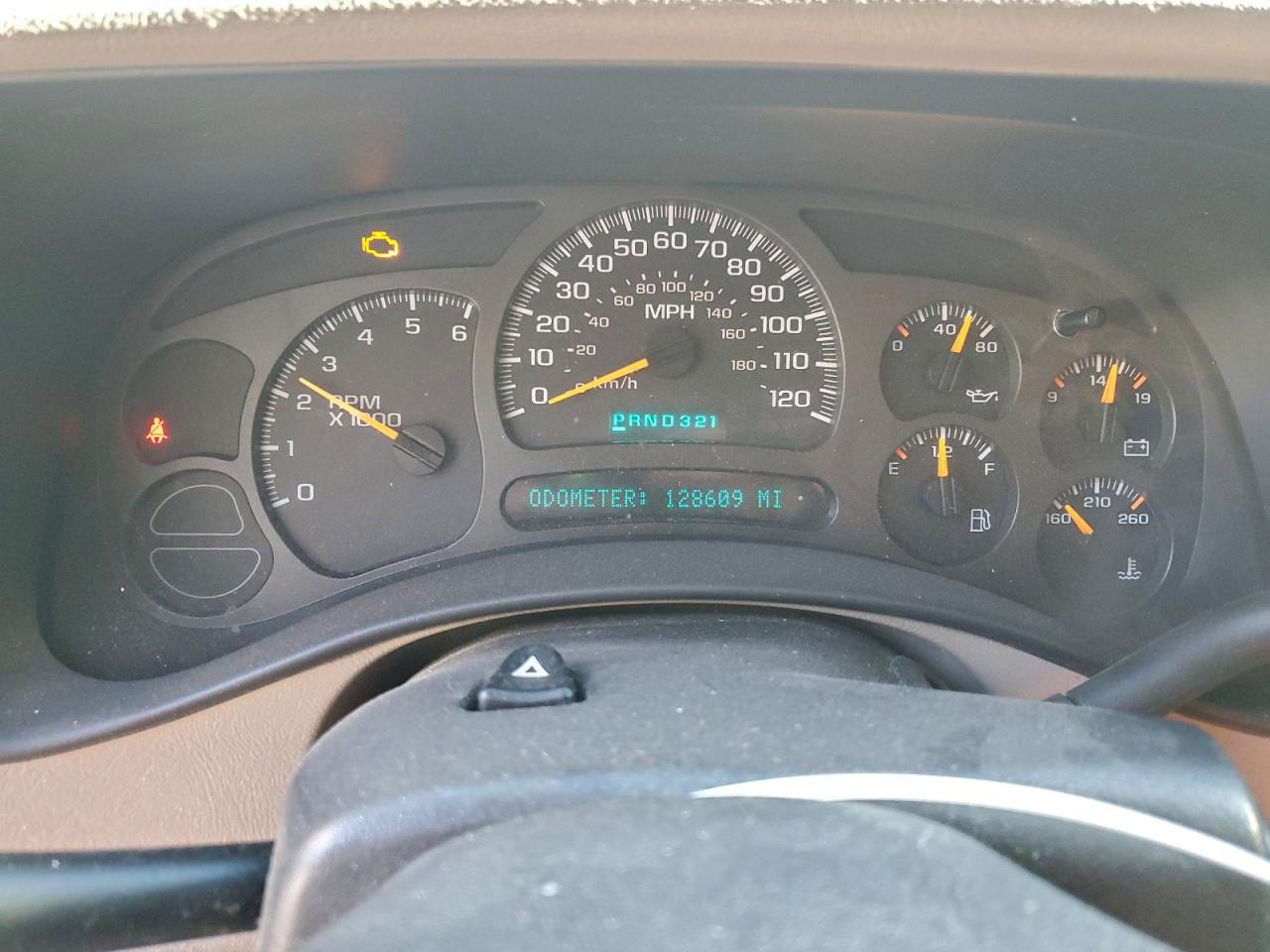 2004 Chevrolet Suburban C1500 VIN: 1GNEC16Z64J149092 Lot: 94563445