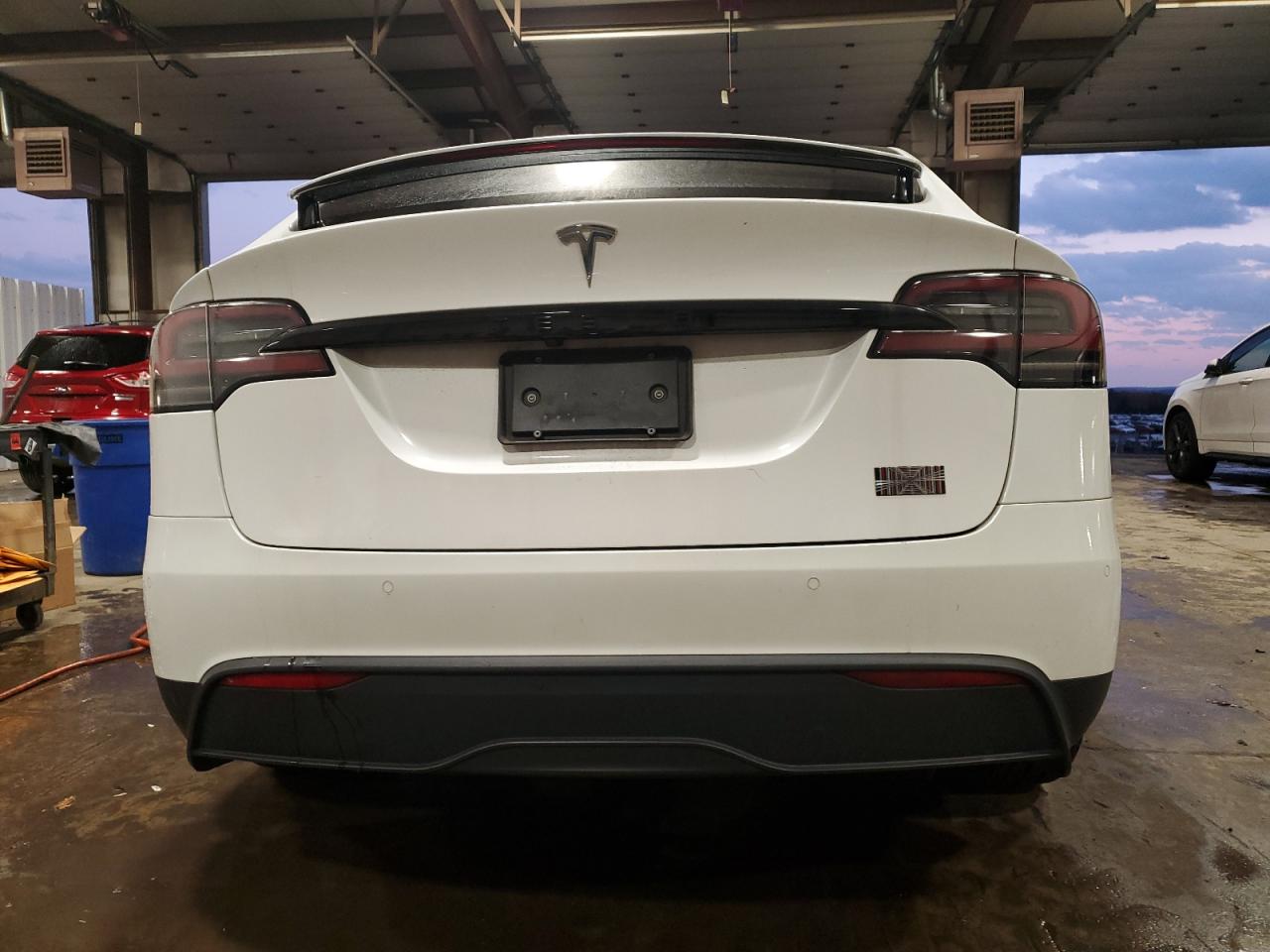 2022 Tesla Model X VIN: 7SAXCBE67NF359338 Lot: 91354445