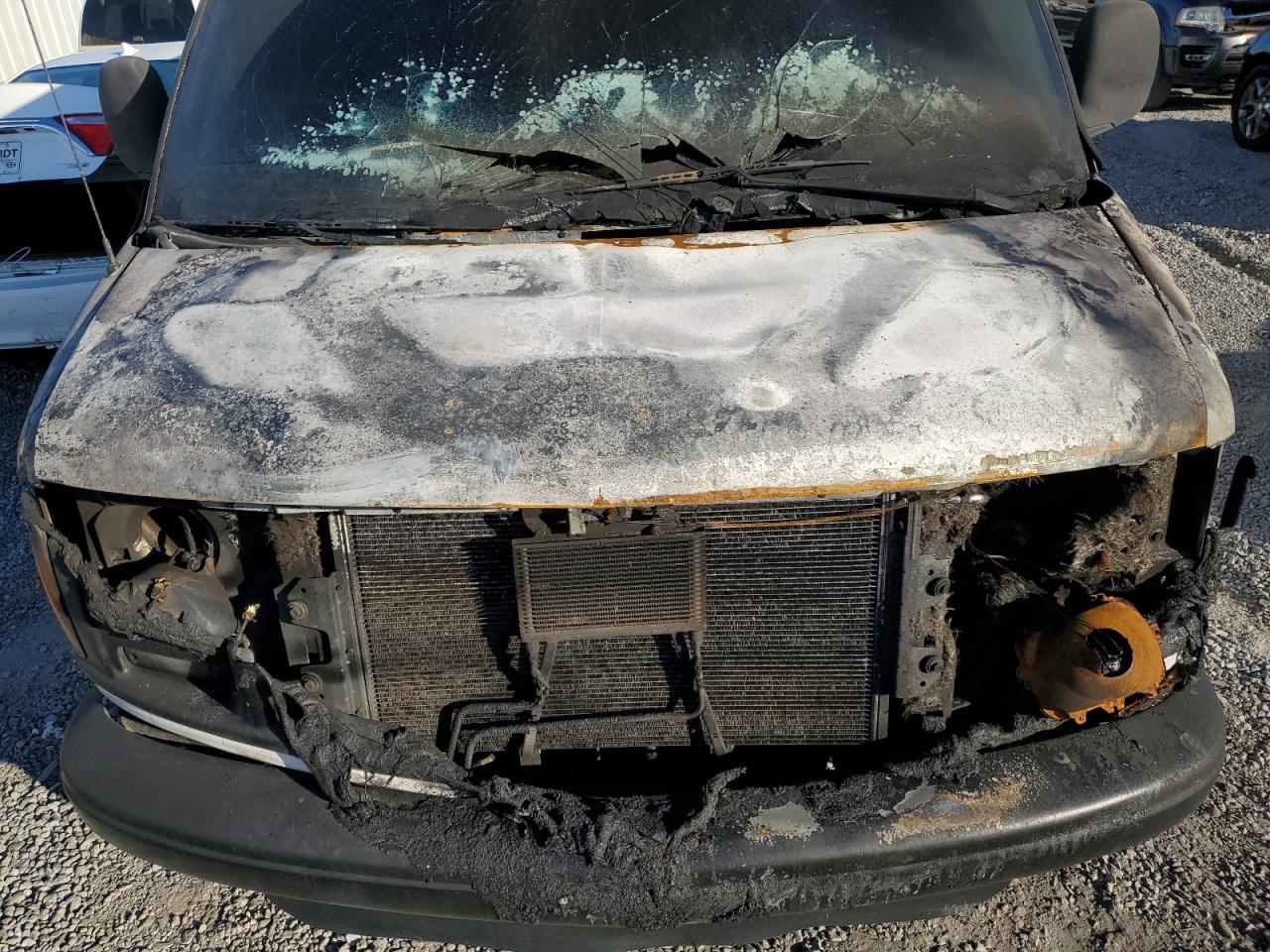 2001 Chevrolet Express G2500 VIN: 1GCGG25R711126557 Lot: 92417675