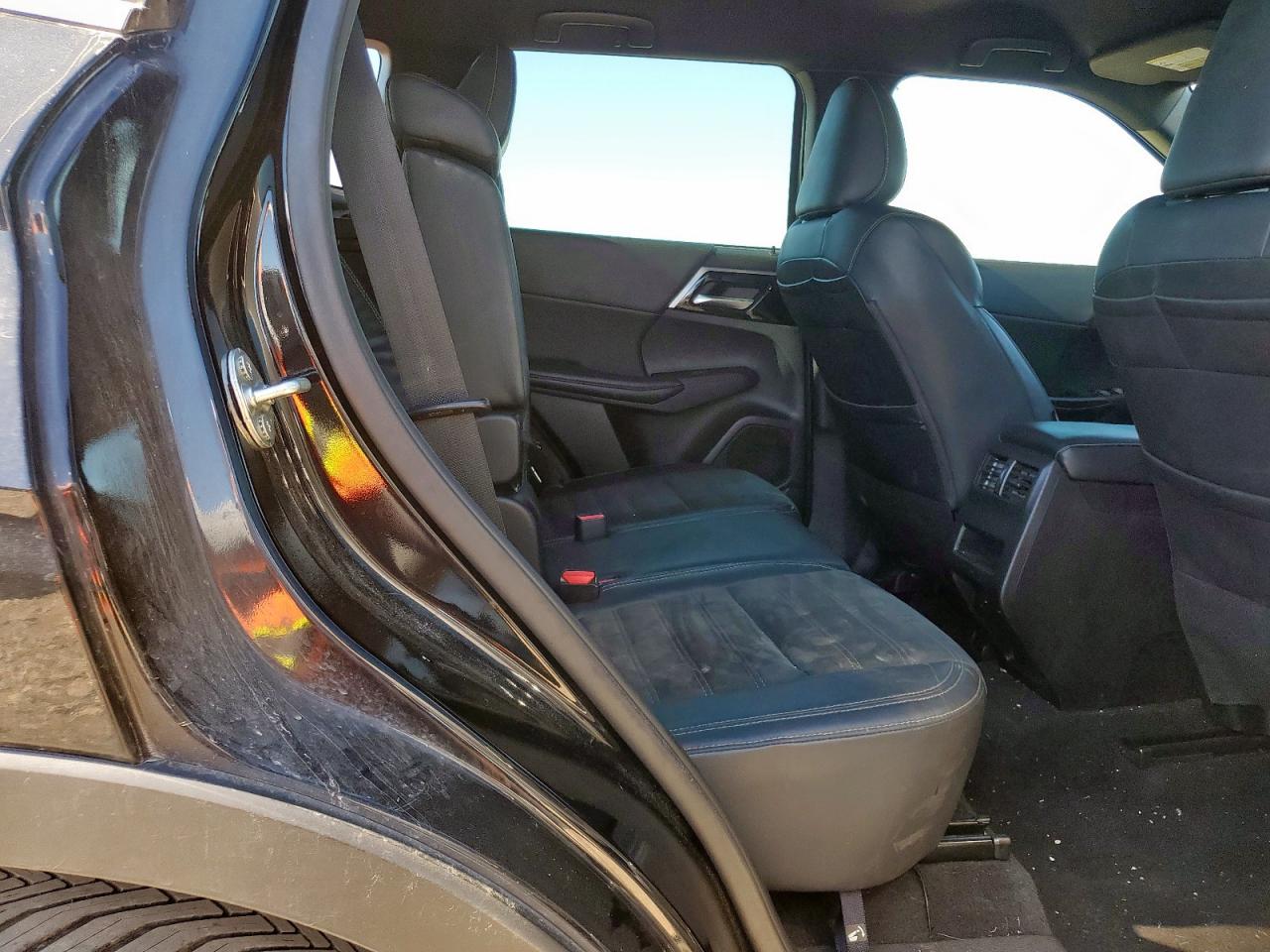 2023 Mitsubishi Outlander Se VIN: JA4J3UA84PZ012286 Lot: 90869915