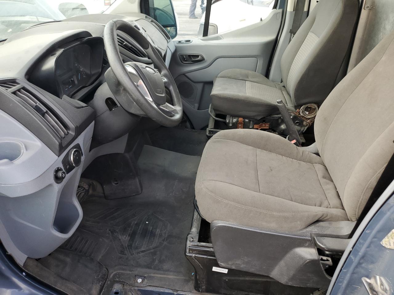 2019 Ford Transit T-250 VIN: 1FTYR3XM6KKB33906 Lot: 92944425