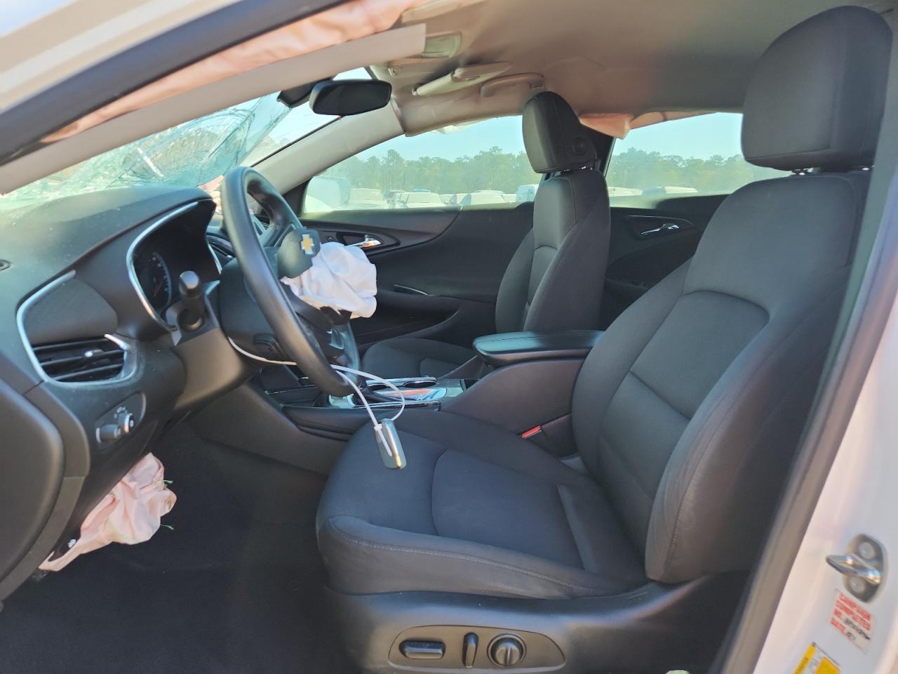 2018 Chevrolet Malibu Lt VIN: 1G1ZD5ST3JF150675 Lot: 91702175