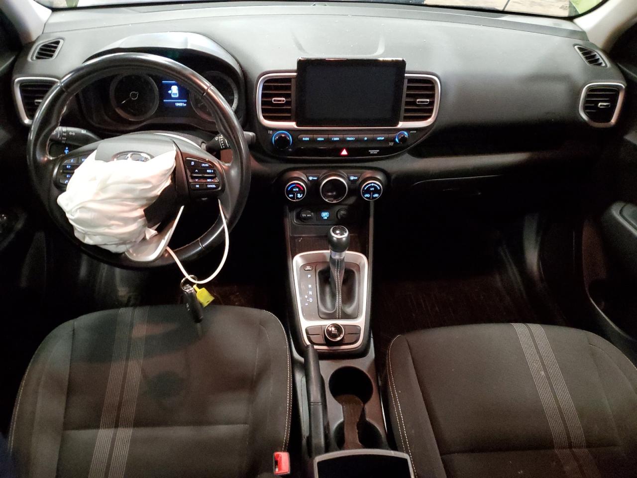 2020 Hyundai Venue Sel VIN: KMHRC8A32LU028817 Lot: 92138665