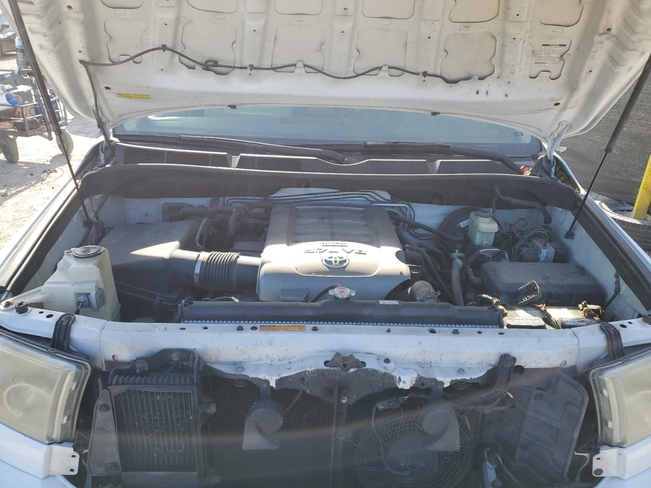 2008 Toyota Sequoia Limited VIN: 5TDBY68A28S005050 Lot: 92501595