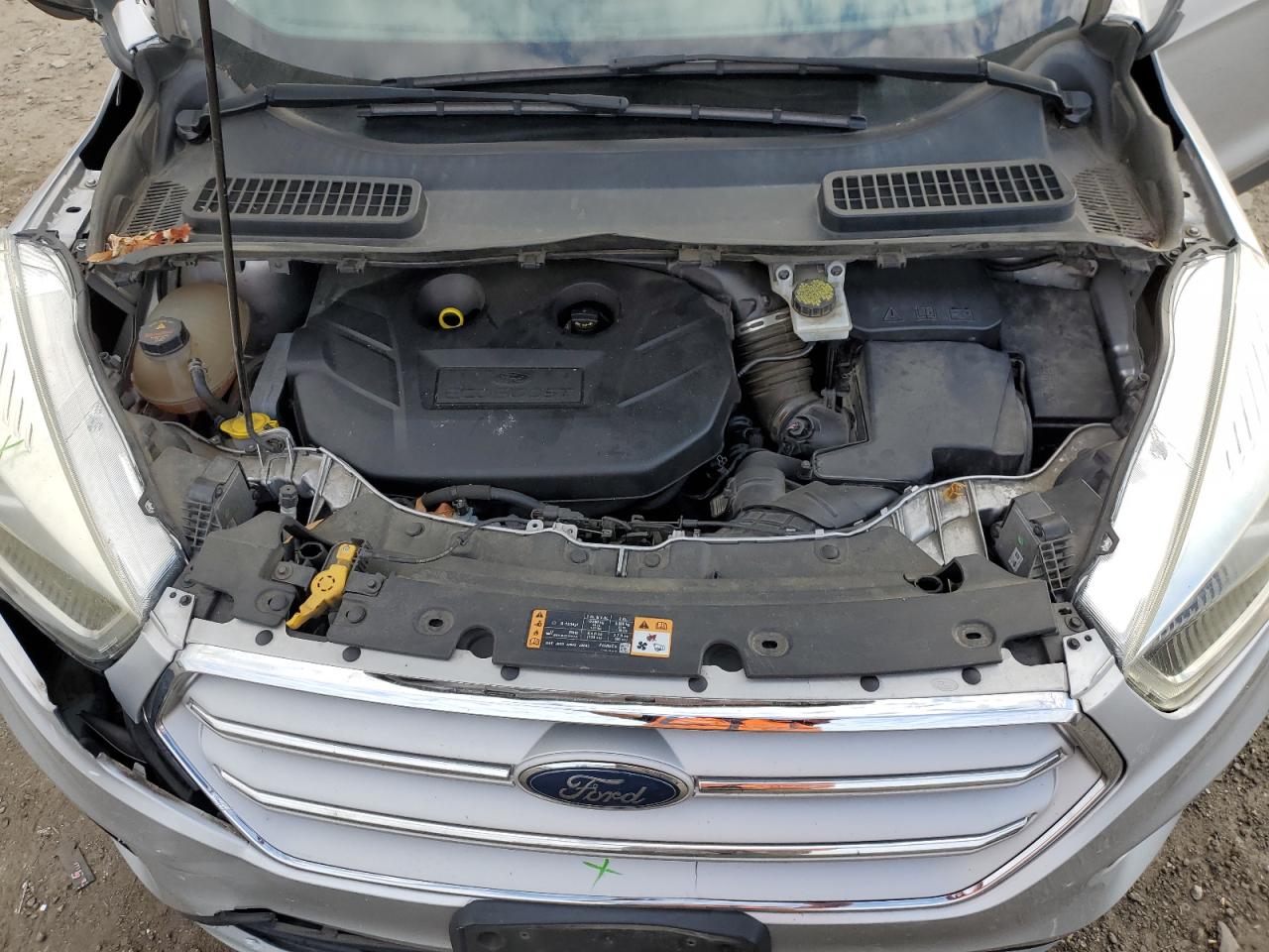 2018 Ford Escape Titanium VIN: 1FMCU9J90JUA75564 Lot: 92272435