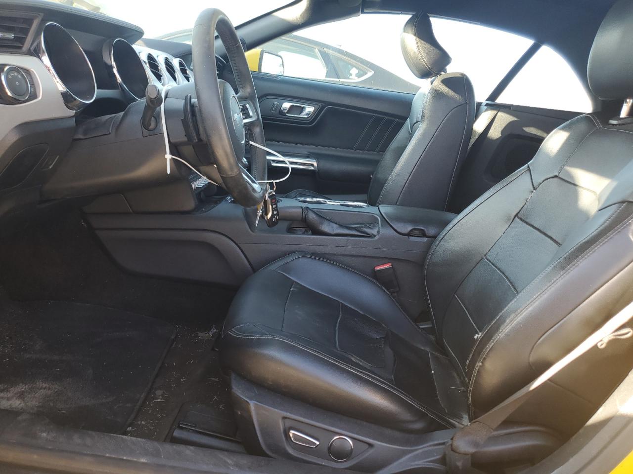 2015 Ford Mustang VIN: 1FATP8UH4F5415590 Lot: 92234385