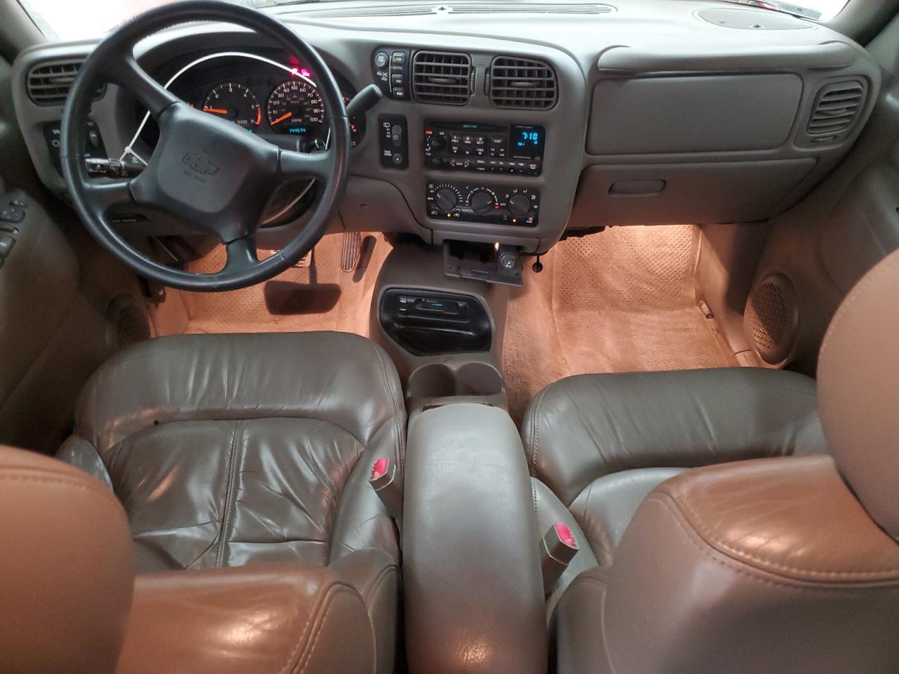 2000 Chevrolet Blazer VIN: 1GNDT13W3Y2313839 Lot: 92610125