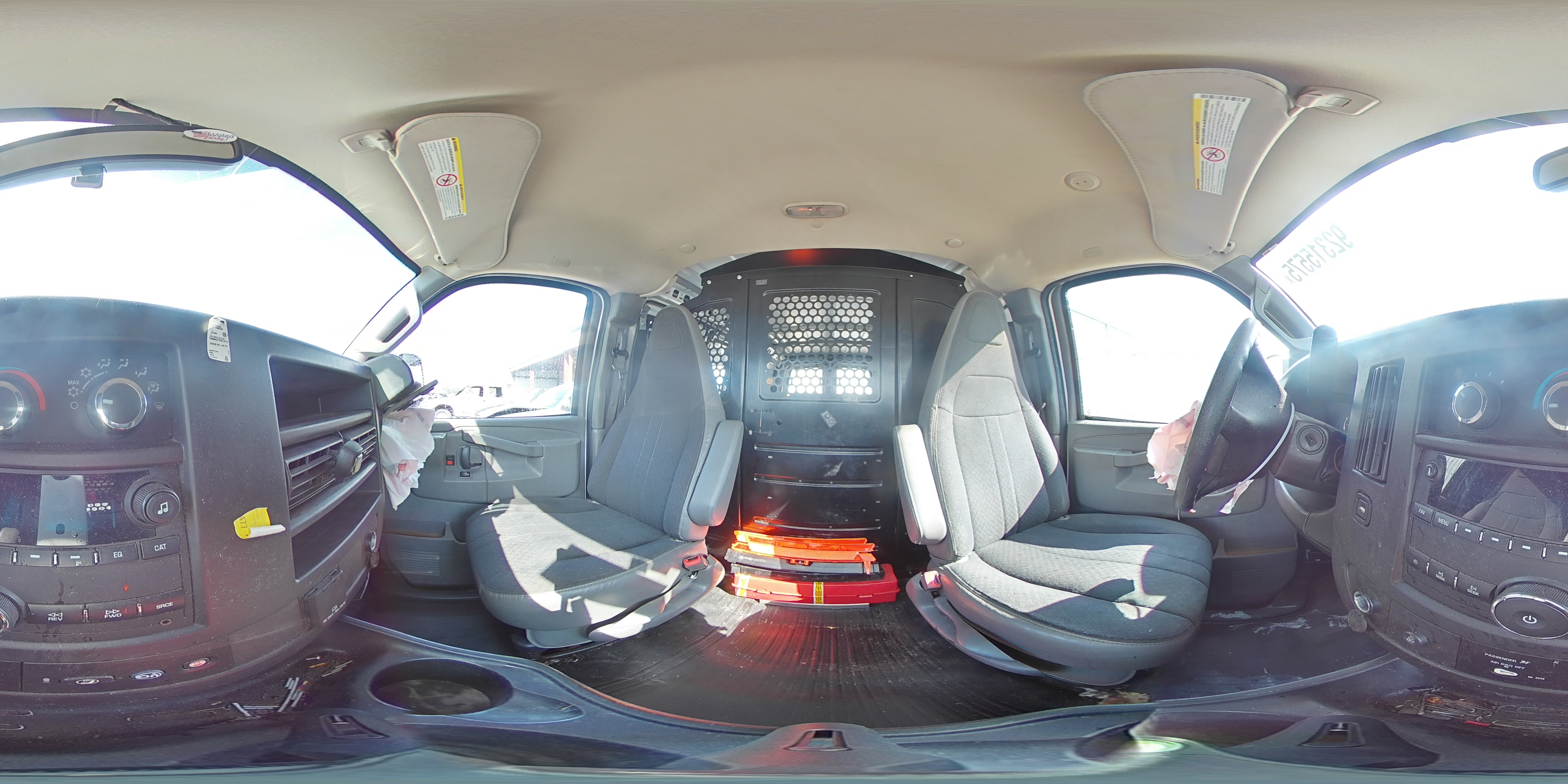 2020 Chevrolet Express G2500 VIN: 1GCWGAFG7L1230441 Lot: 92315575