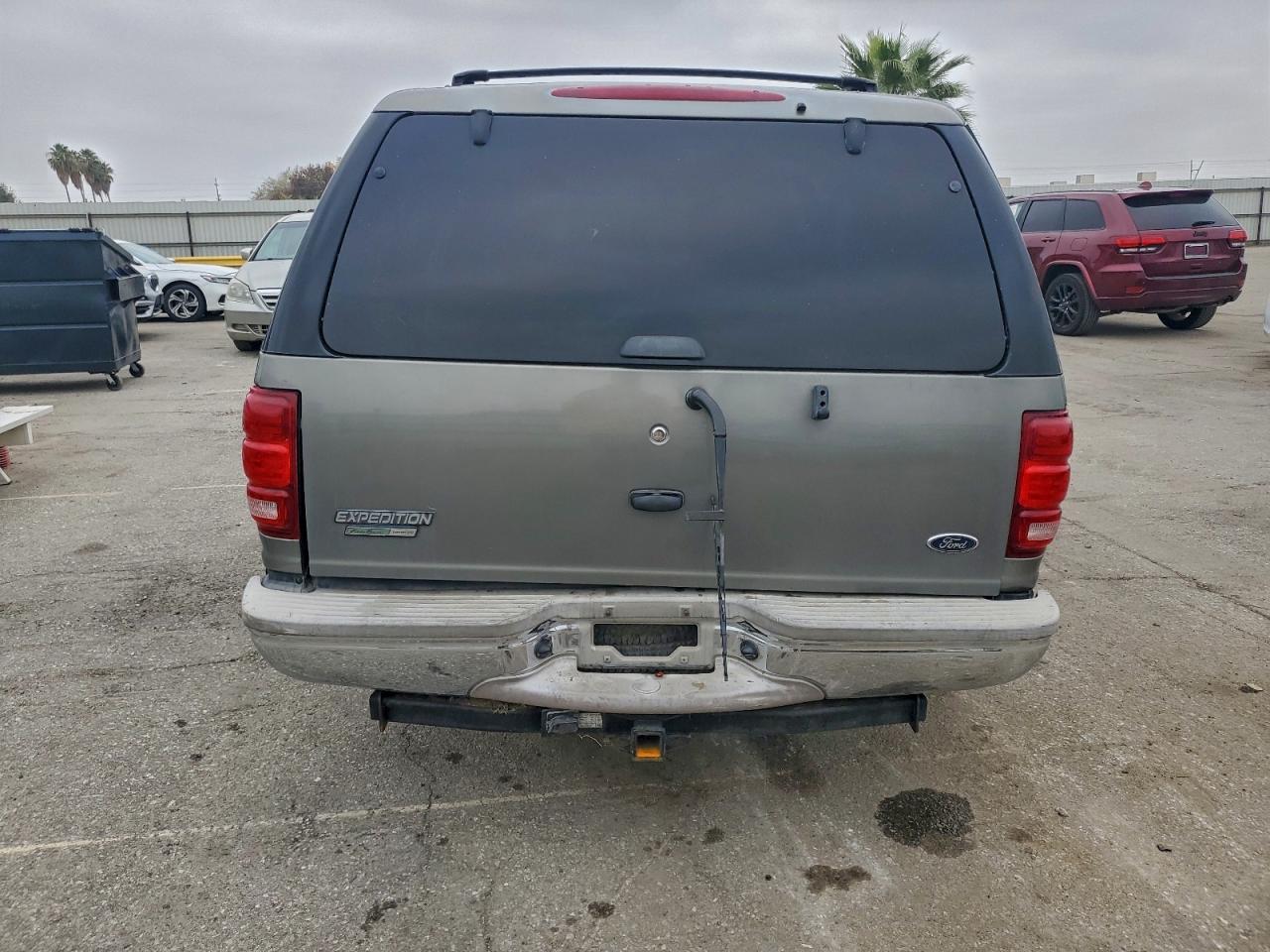 1999 Ford Expedition VIN: 1FMRU17L8XLB80222 Lot: 94509815