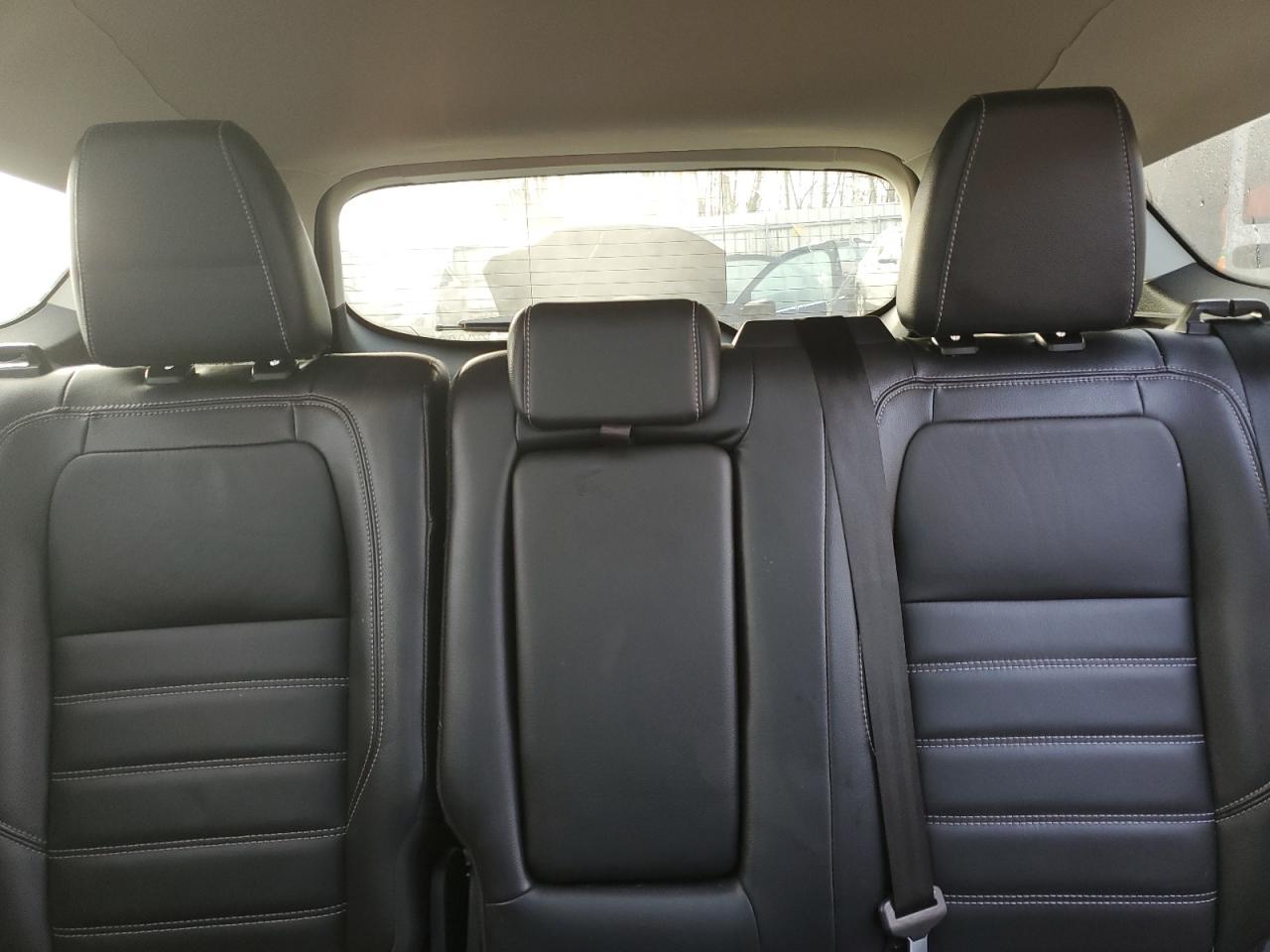 2018 Ford Escape Titanium VIN: 1FMCU9J91JUD37916 Lot: 92149405