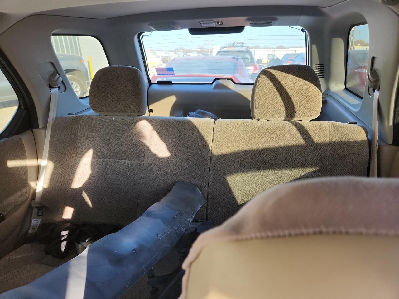 2000 Honda Passport Ex VIN: 4S6DM58W7Y4414833 Lot: 92814695