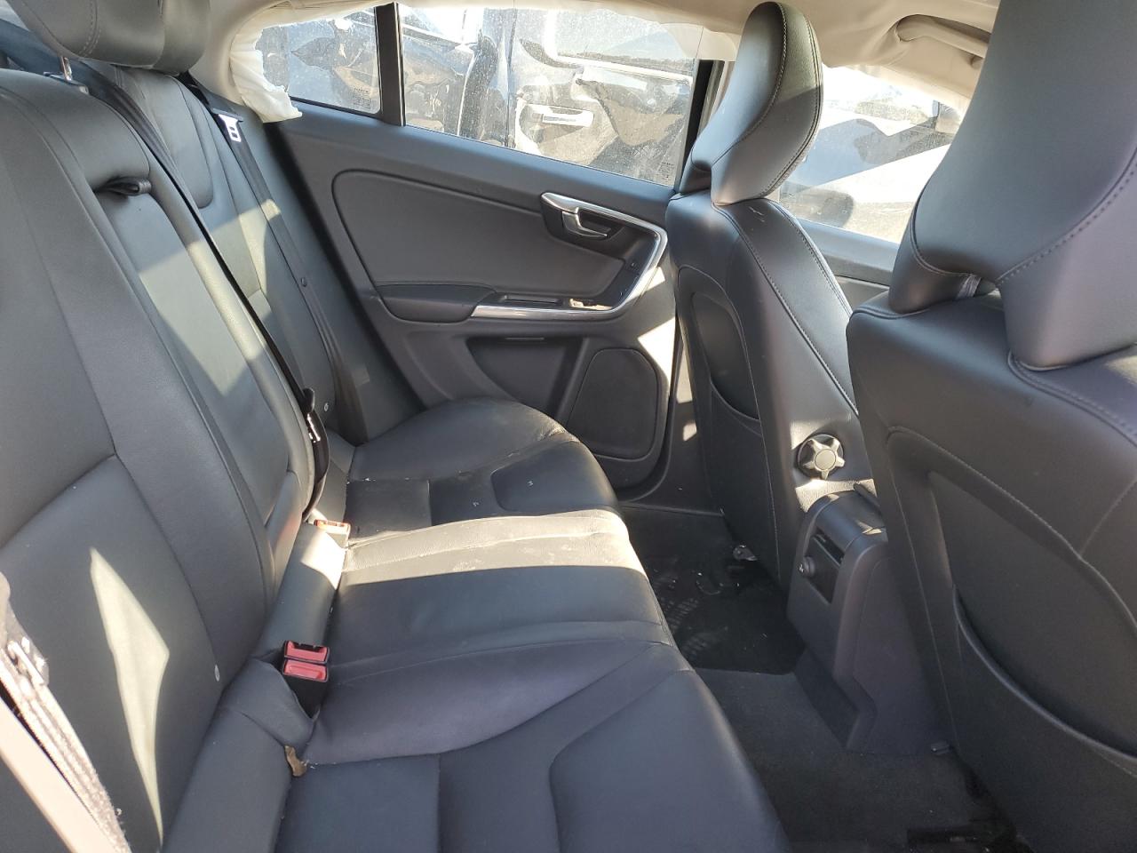 2015 Volvo S60 Platinum VIN: YV1612TD9F1317435 Lot: 91409325