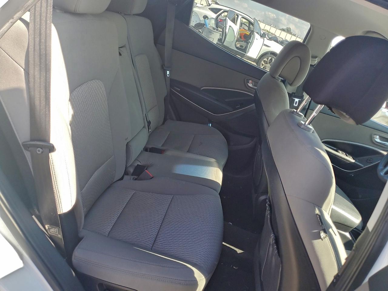 2016 Hyundai Santa Fe Sport VIN: 5XYZT3LB0GG352299 Lot: 93653065