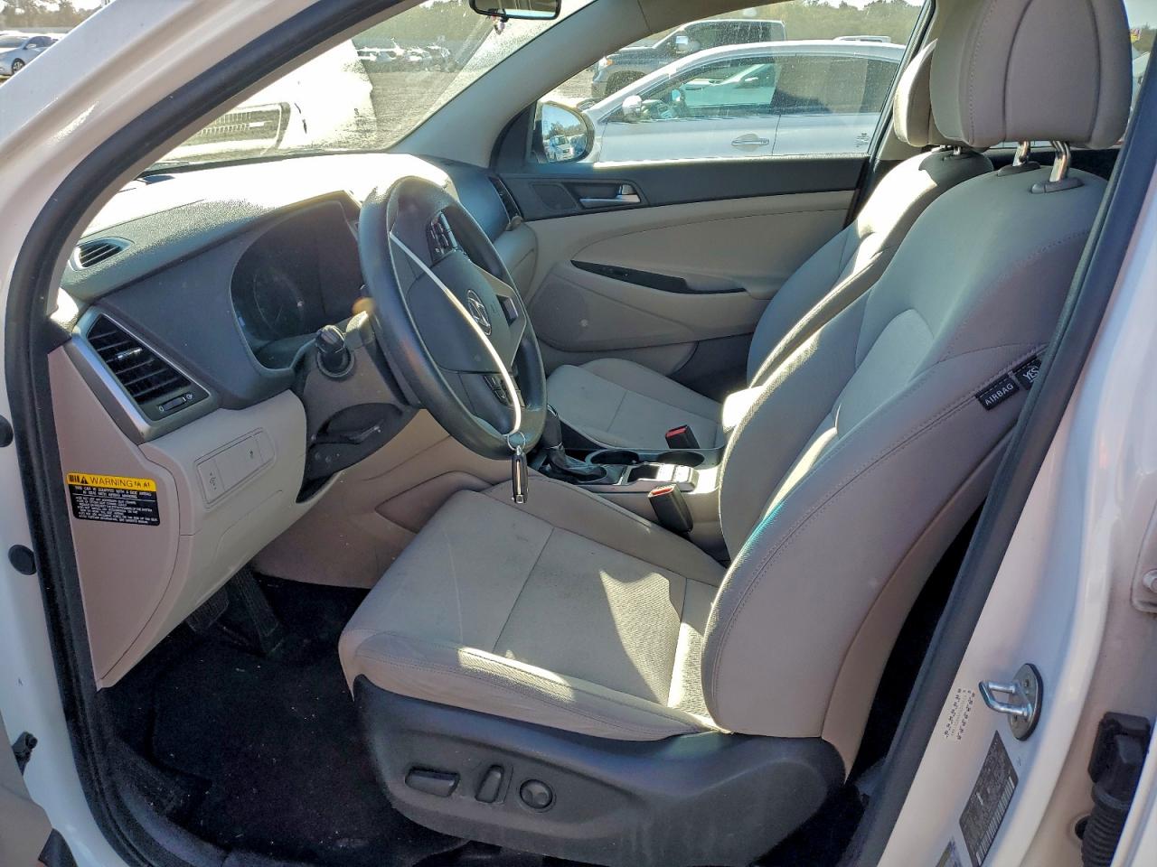 2017 Hyundai Tucson Limited VIN: KM8J3CA44HU545424 Lot: 93492965