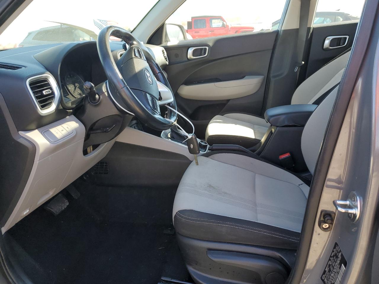 2020 Hyundai Venue Sel VIN: KMHRC8A30LU049052 Lot: 91714055