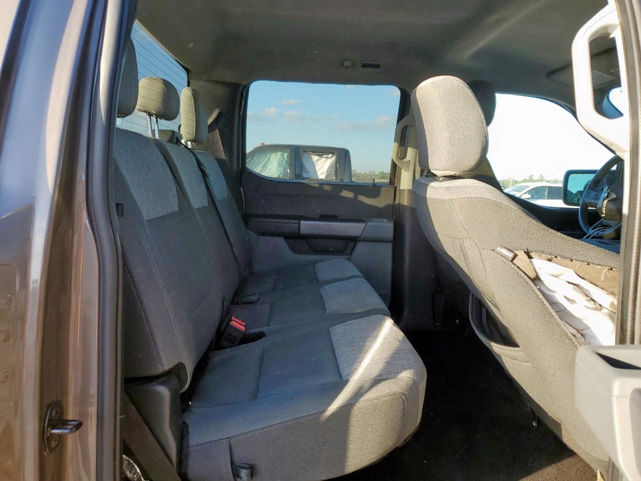 2023 Ford F150 Supercrew VIN: 1FTFW1E56PFA26662 Lot: 93201945