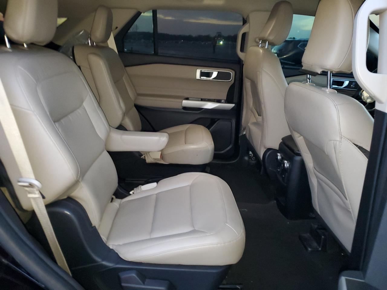 2021 Ford Explorer Xlt VIN: 1FMSK7DH6MGA27126 Lot: 93021165