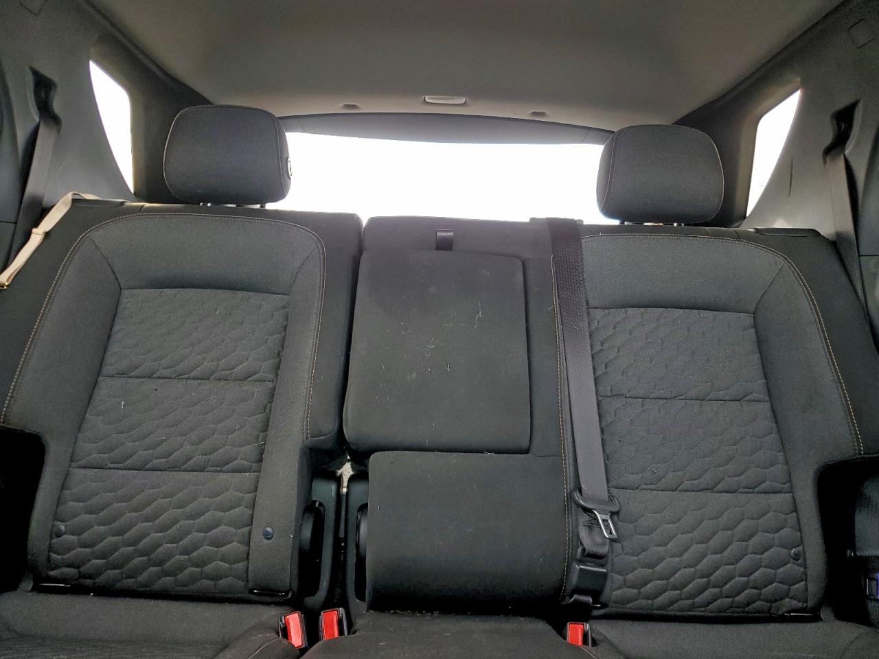 2018 Chevrolet Equinox Lt VIN: 2GNAXJEV6J6322653 Lot: 93650365