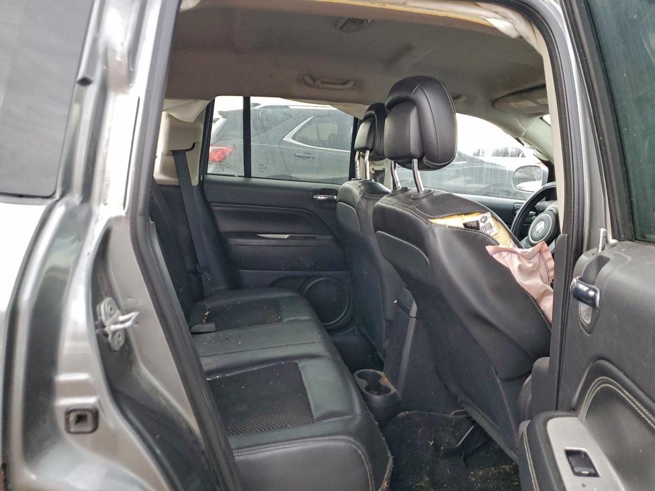 2014 Jeep Compass Latitude VIN: 1C4NJDEB0ED617712 Lot: 93694675