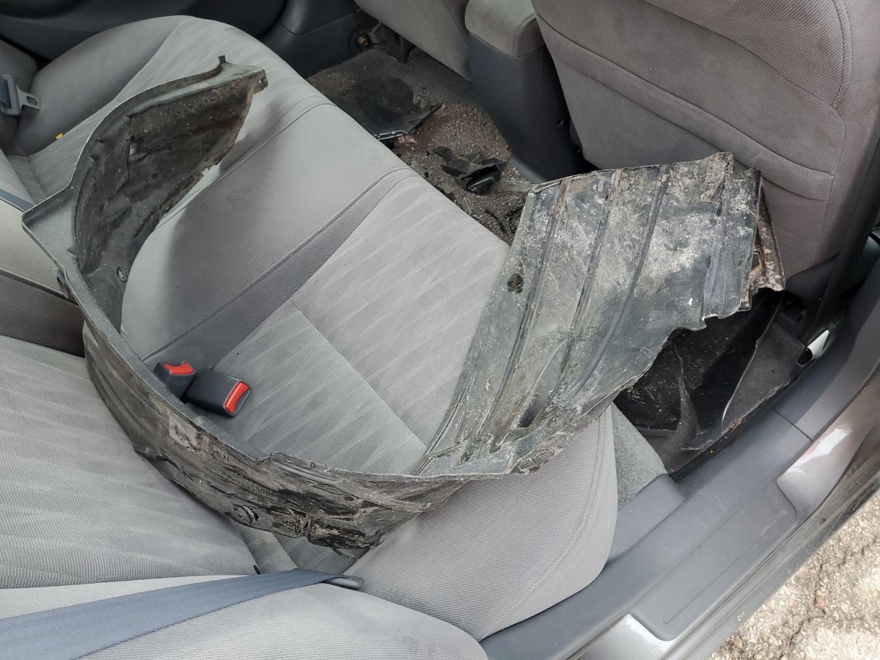 2004 Honda Civic Lx VIN: 2HGES16664H939738 Lot: 90415255