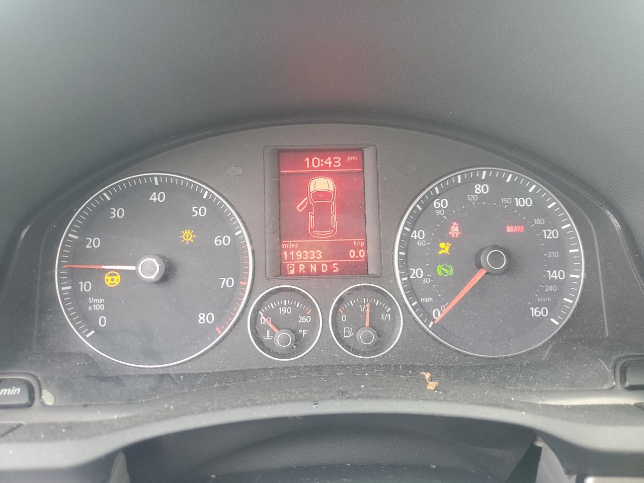 2008 Volkswagen Rabbit VIN: WVWDB71KX8W281673 Lot: 93784365