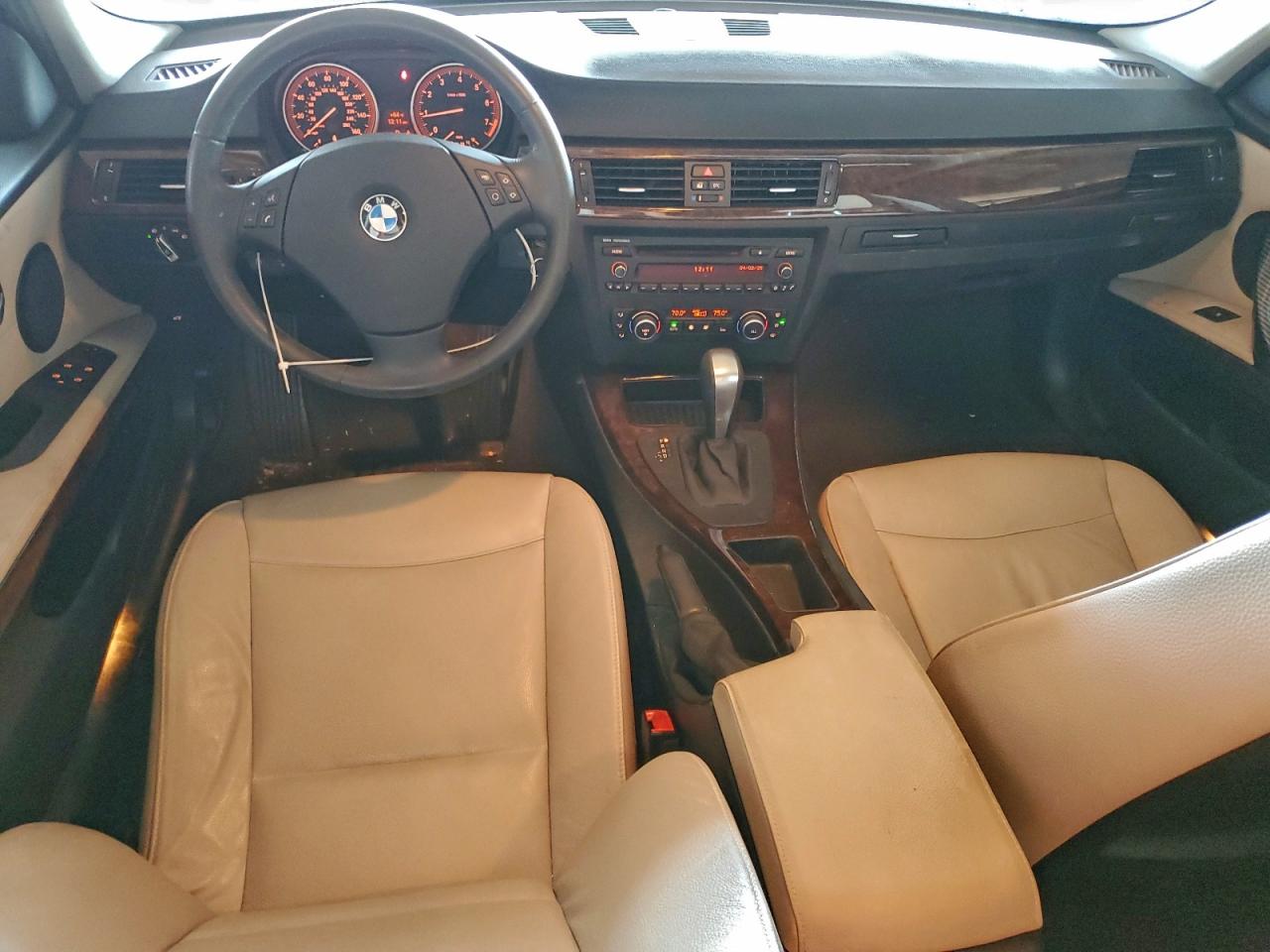 2010 BMW 328 I VIN: WBAPH7G52ANM53152 Lot: 94361375