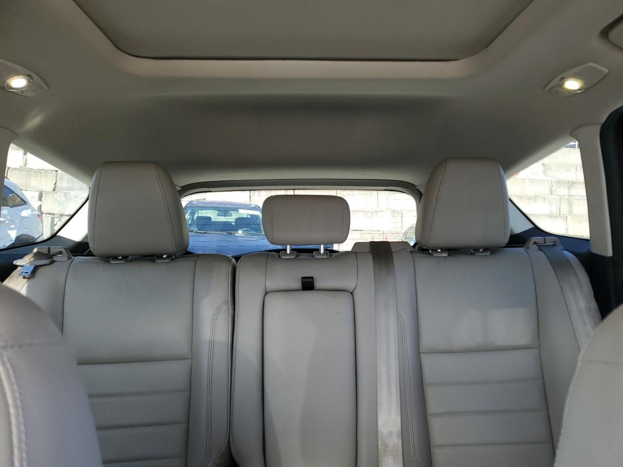 2015 Ford Escape Titanium VIN: 1FMCU9J95FUB16682 Lot: 92305425